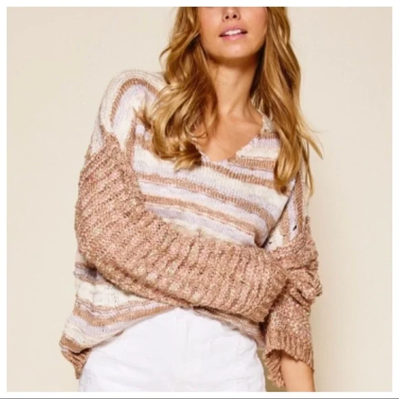 Multi Color V neck Thread mix Sweater - Picture 5 of 7